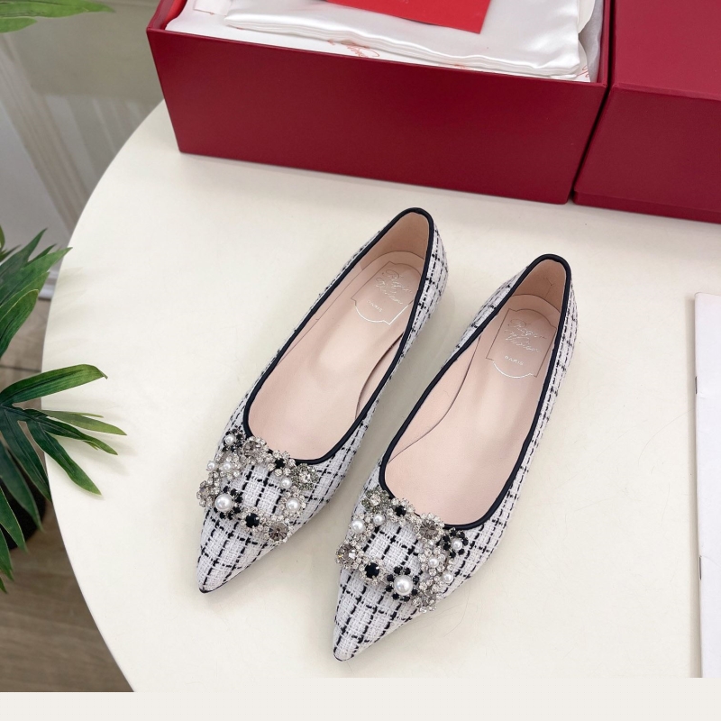 Roger Vivier flat shoes